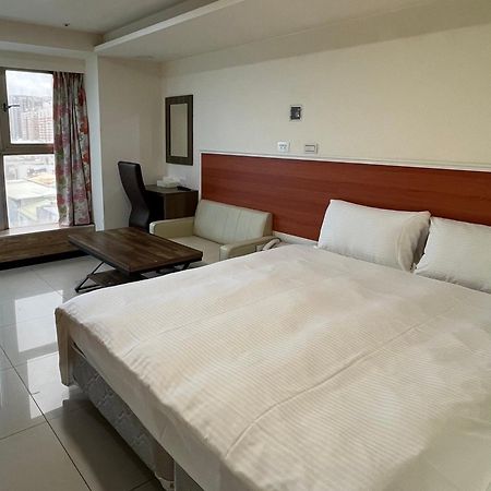 Yi Dian Yuan Hotel Zhongli Zewnętrze zdjęcie