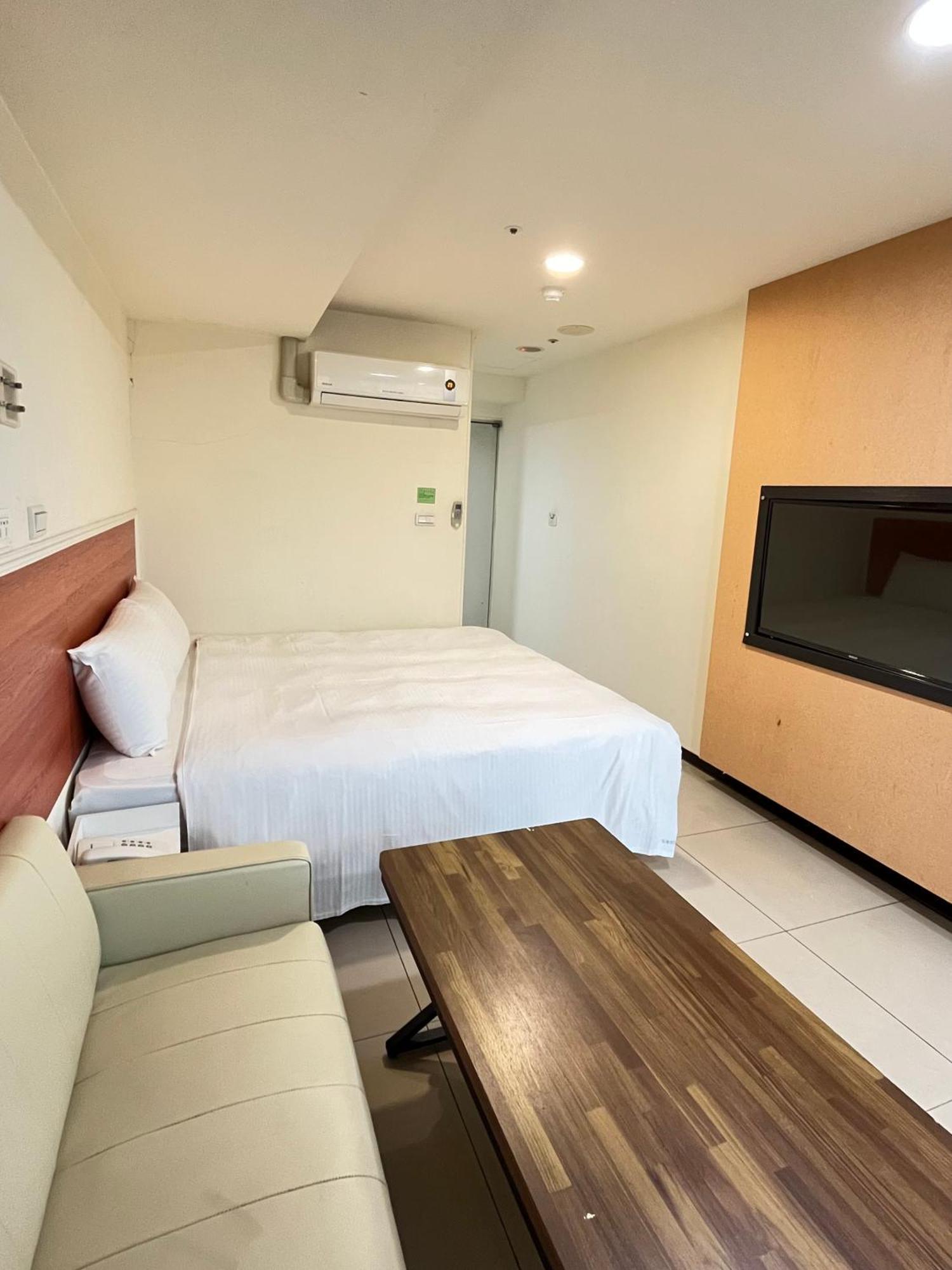 Yi Dian Yuan Hotel Zhongli Zewnętrze zdjęcie