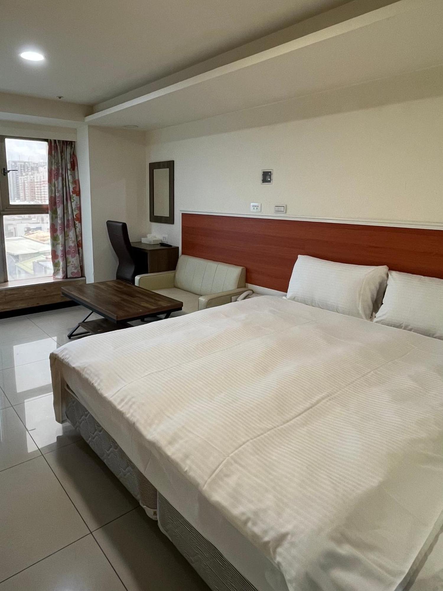 Yi Dian Yuan Hotel Zhongli Zewnętrze zdjęcie
